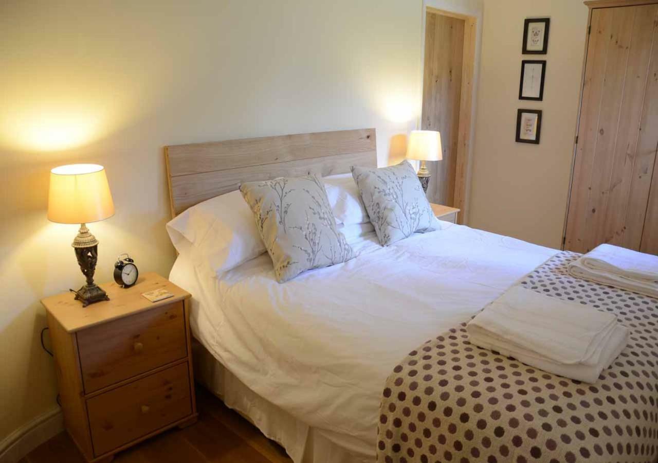 Вилла Raleigh Barn West Putford Экстерьер фото